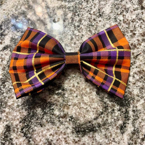 Stylish Purple and Orange Plaid Bow tie for dogs L/XL - Picture 1 of 5